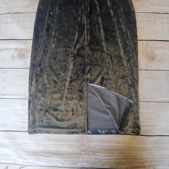 Crushed Velvet Cut Out Dress - Picture 5 of 5